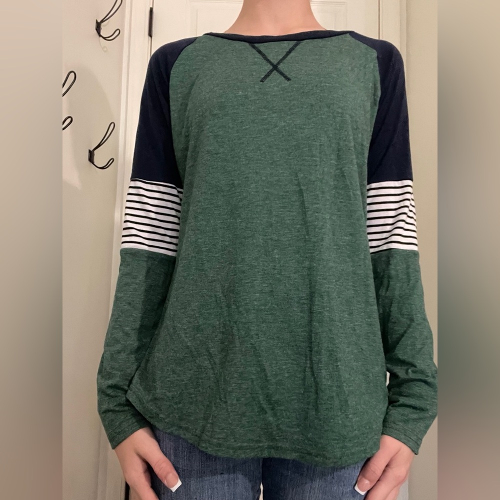 Green blue striped causal long sleeve tee